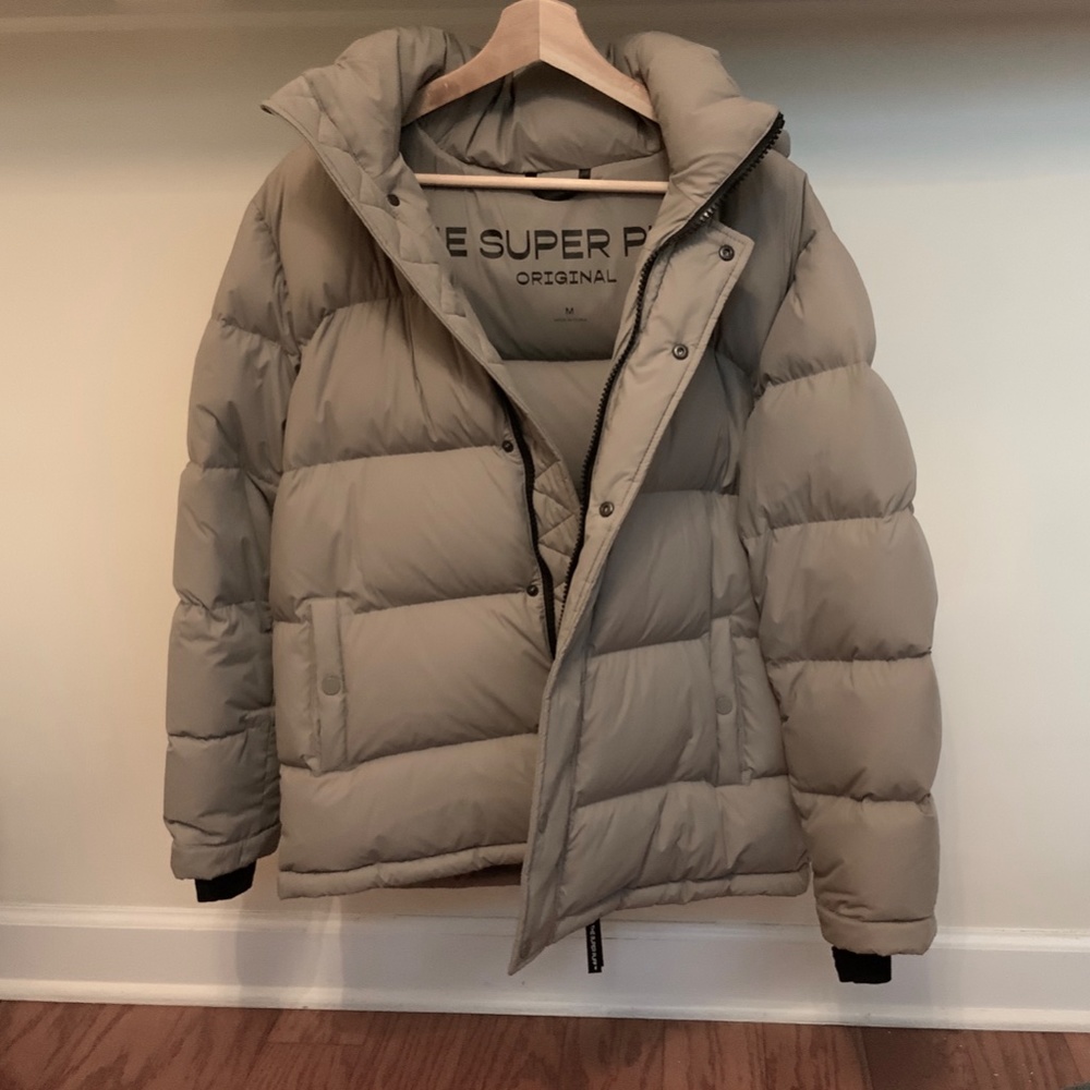 Aritzia Super Puff in Modern Taupe